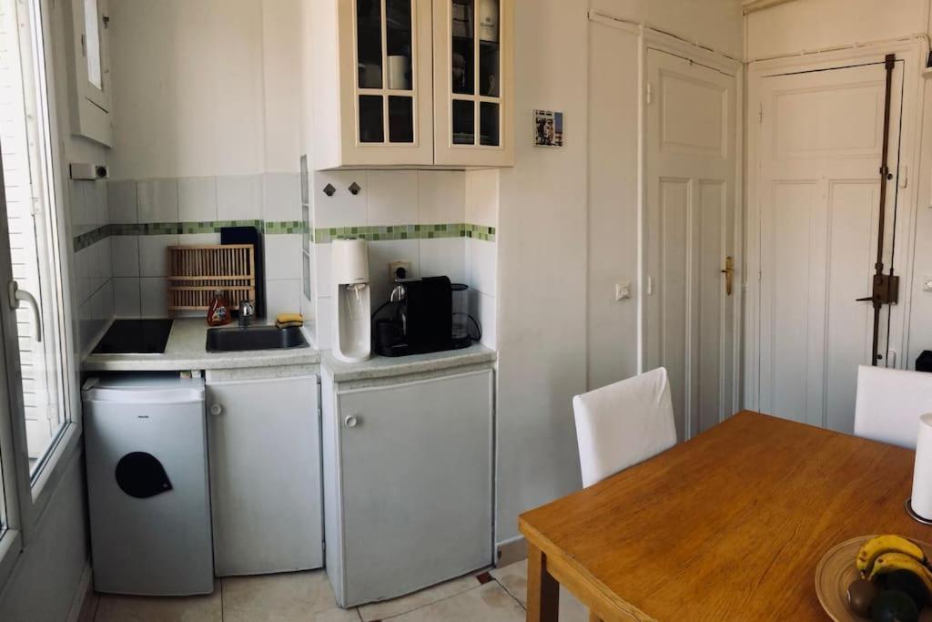 Cosy Studio Near Public Transport Apartment Paris Bagian luar foto